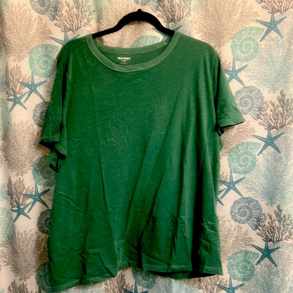 Brand new Old Navy T-shirt, size XXL